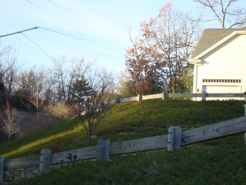 driveway guardrail (5) - Reliable Fence